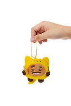 BTS BT21 JAPAN - Official Motto Hug Keychain
