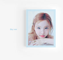 TWICE NAYEON - Yes, I am NAYEON 1st Photobook