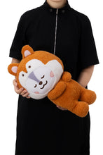 BTS BT21 JAPAN - Official Motto Hug Hugging Doll 45cm / 17inch