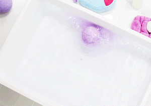 BT21 JAPAN - Official Baby Bath Bomb + Figure (Random)